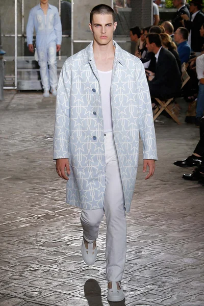 Look 51